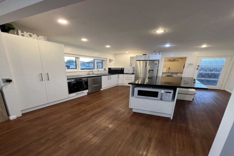 Photo of property in 2 Simon Street, Feilding, 4702