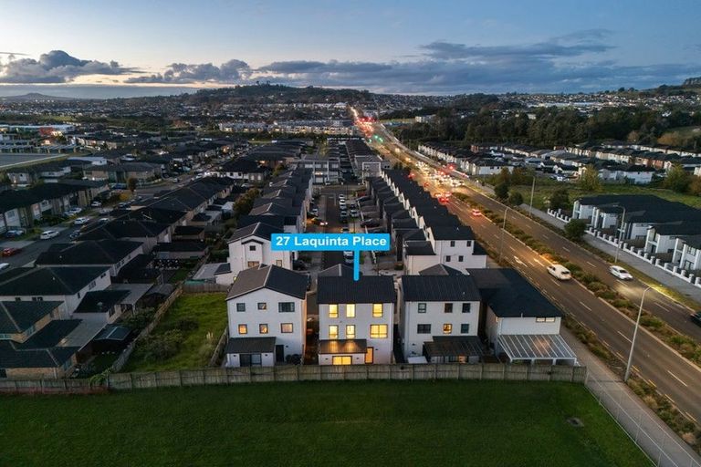 Photo of property in 27 Laquinta Place, Flat Bush, Auckland, 2019