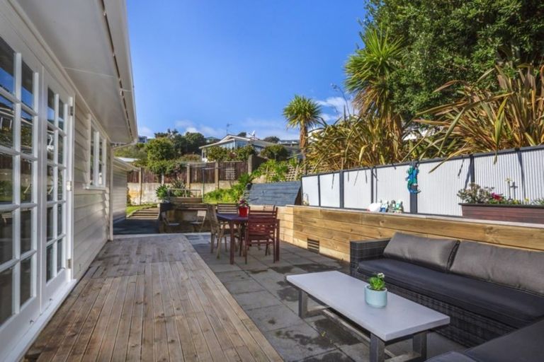 Photo of property in 9 Brora Crescent, Papakowhai, Porirua, 5024
