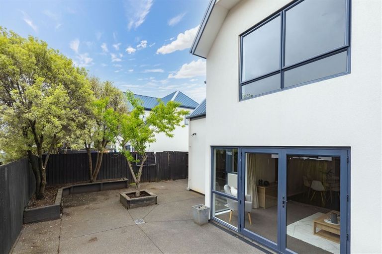 Photo of property in 2/526 Madras Street, St Albans, Christchurch, 8014