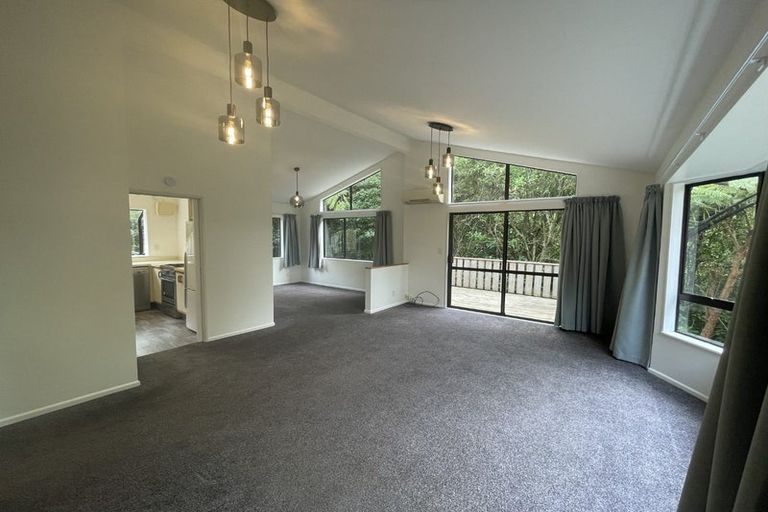 Photo of property in 44u6 Allington Road, Karori, Wellington, 6012