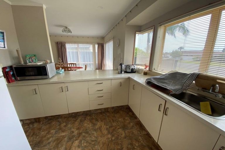 Photo of property in 88 Russley Drive, Mount Maunganui, 3116
