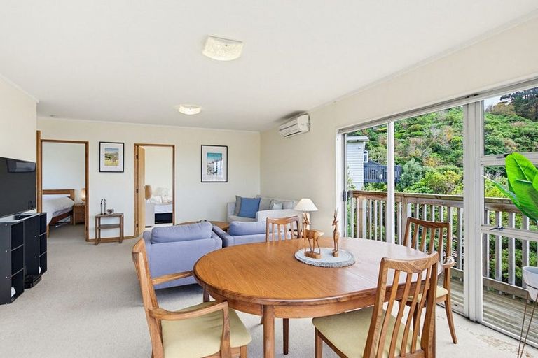 Photo of property in 5b Oldham Way, Crofton Downs, Wellington, 6035