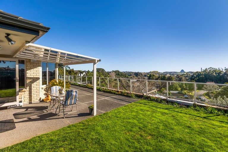Photo of property in 9a Manukaka Heights, Hurdon, New Plymouth, 4310