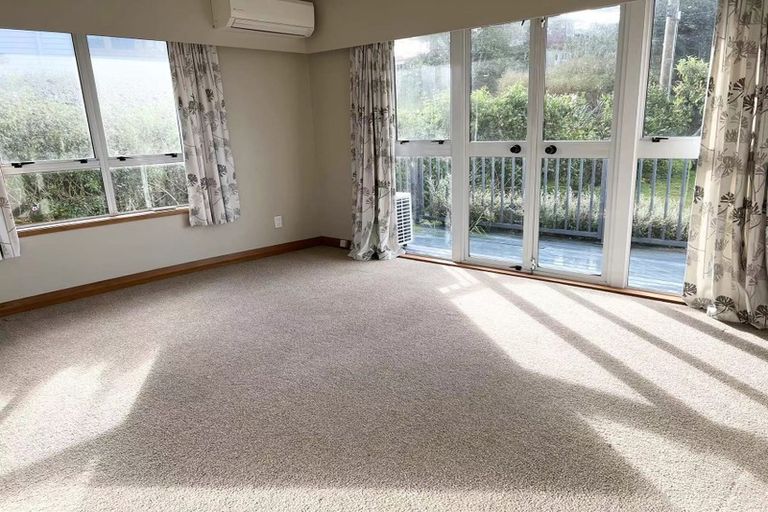 Photo of property in 14 Lyttelton Avenue, Forrest Hill, Auckland, 0620