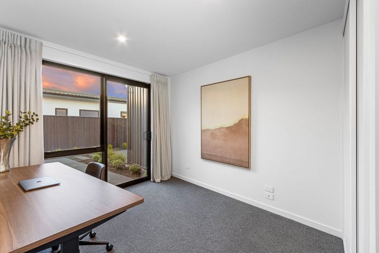 Photo of property in 7 Peak Lane, Halswell, Christchurch, 8025