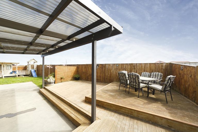 Photo of property in 7 Medallion Court, Kelvin Grove, Palmerston North, 4414