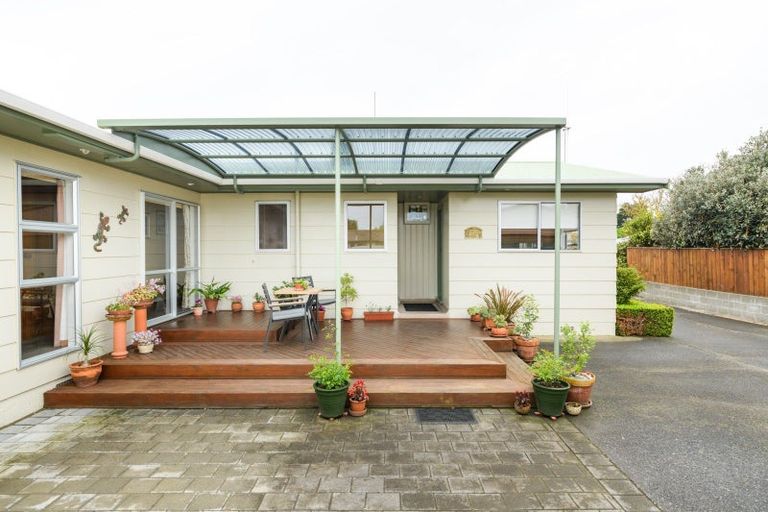 Photo of property in 70 Sherwill Street, Feilding, 4702