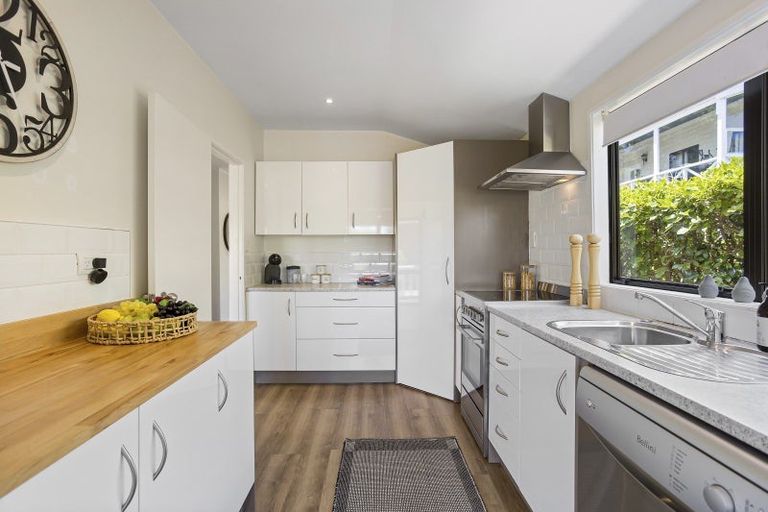 Photo of property in 7/60 Birkdale Road, Birkdale, Auckland, 0626
