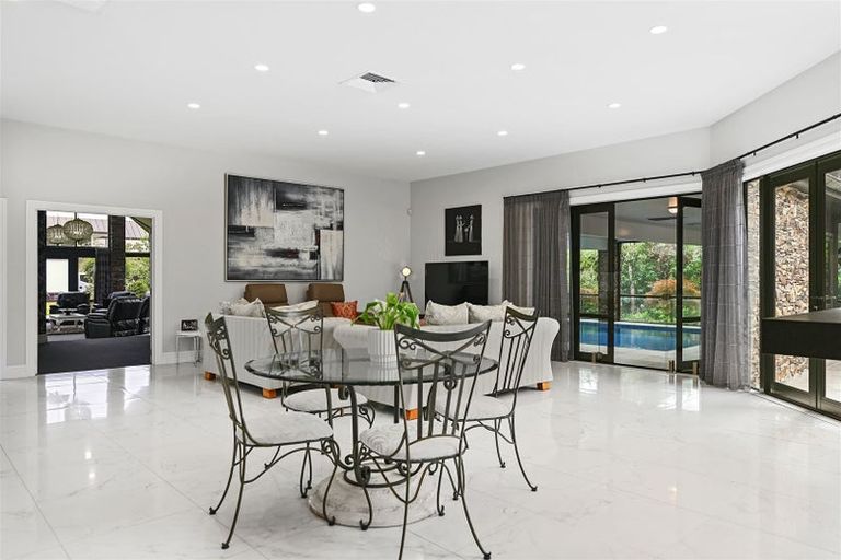 Photo of property in 127 Regent's Park Drive, Casebrook, Christchurch, 8051