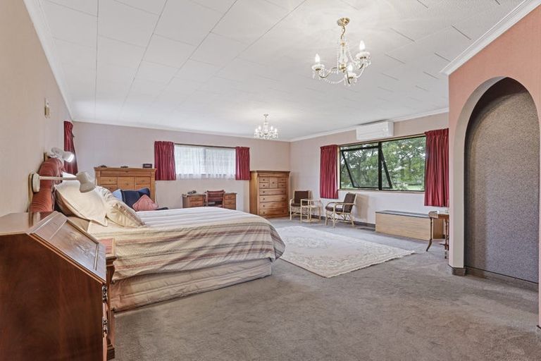 Photo of property in 80 Regency Crescent, Redwood, Christchurch, 8051