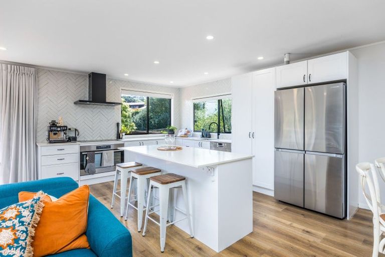 Photo of property in 60 Gatman Street, Birkdale, Auckland, 0626