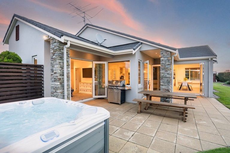 Photo of property in 59 Riverside Road, Allanton, Mosgiel, 9092