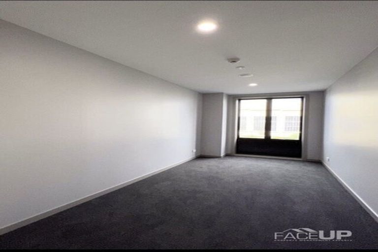 Photo of property in 305/2 Launch Road, Hobsonville, Auckland, 0616