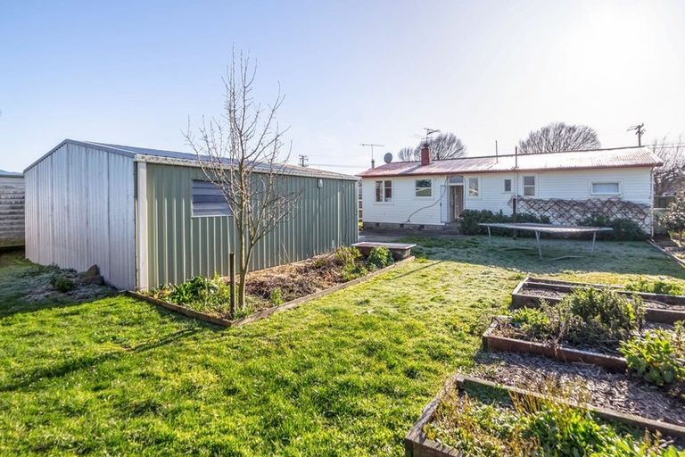 Photo of property in 17 Costley Street, Carterton, 5713
