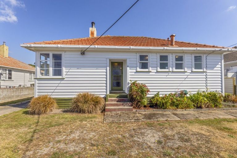 Photo of property in 8 Robertson Street, Oamaru North, Oamaru, 9400