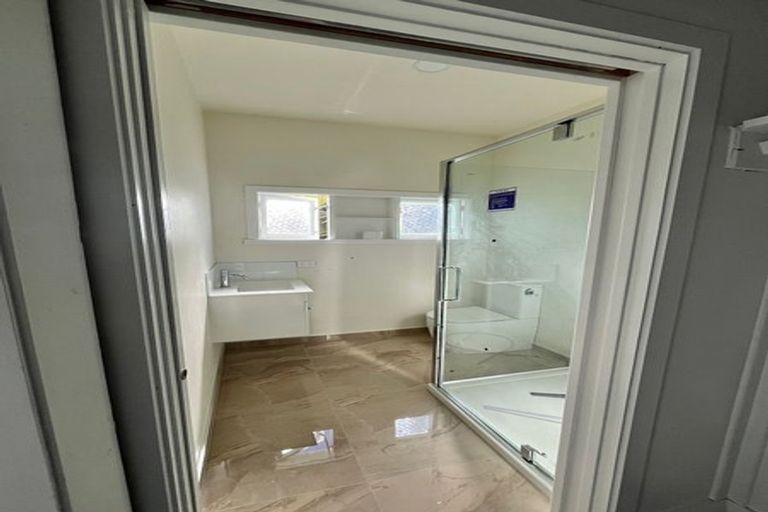 Photo of property in 44 Centaurus Road, Cashmere, Christchurch, 8022
