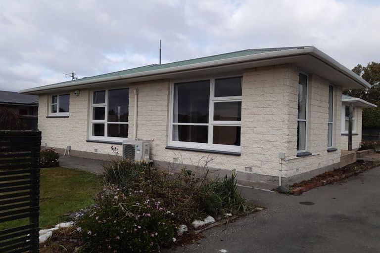 Photo of property in 46 Oriana Crescent, Hornby, Christchurch, 8042