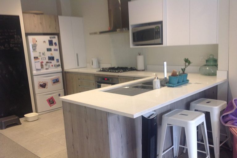 Photo of property in 114 Hobsonville Point Road, Hobsonville, Auckland, 0616