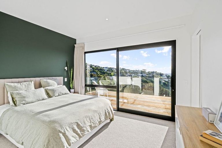 Photo of property in 13 Saint Remy Lane, Redcliffs, Christchurch, 8081