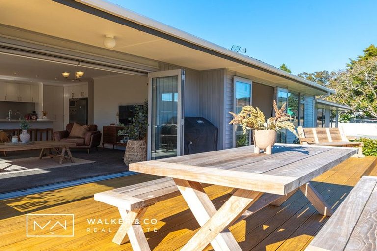 Photo of property in 1a Ebdentown Street, Ebdentown, Upper Hutt, 5018