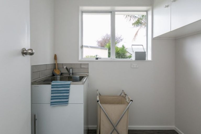 Photo of property in 46 Anderson Road, Taradale, Napier, 4112