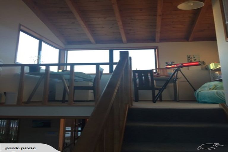 Photo of property in 86 Waimumu Road, Massey, Auckland, 0614