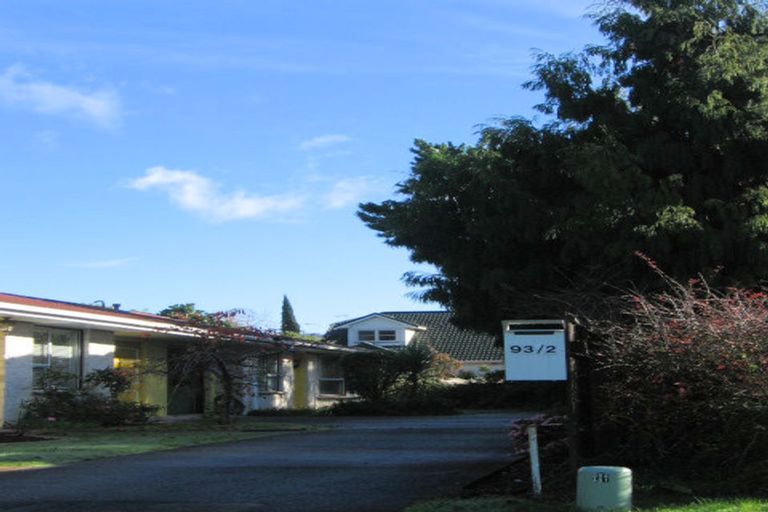 Photo of property in 2/93 Pohutukawa Street, Woburn, Lower Hutt, 5011