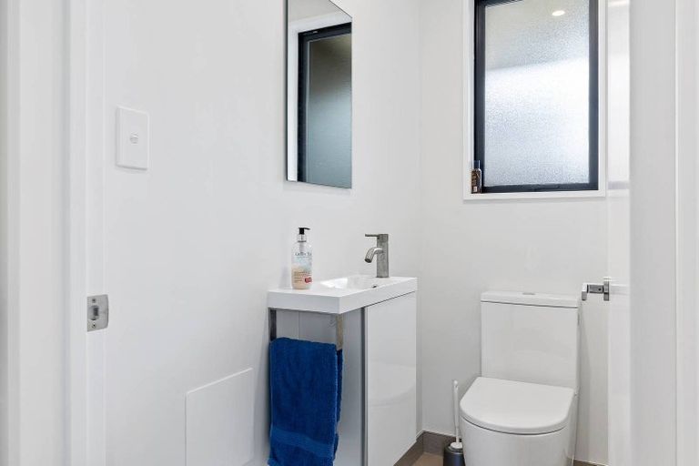 Photo of property in 16 Aitkenhead Street, Pokeno, 2402