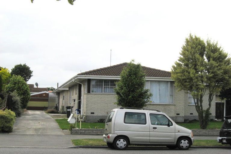 Photo of property in 89 Cutts Road, Russley, Christchurch, 8042