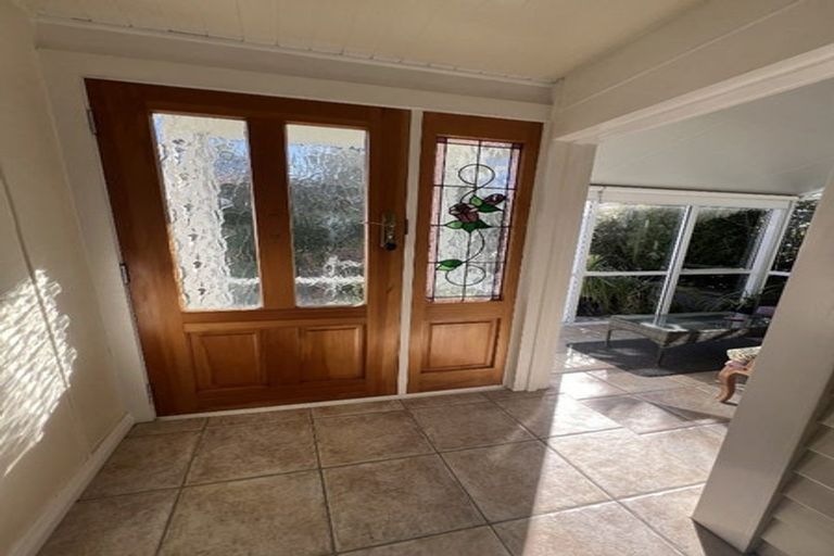 Photo of property in 8 Raumati Terrace, Khandallah, Wellington, 6035