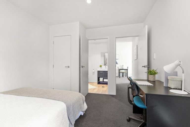 Photo of property in 100u5 Knighton Road, Hillcrest, Hamilton, 3216