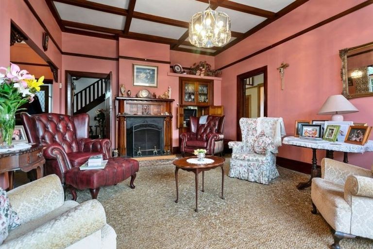 Photo of property in 92 Hall Street, Cambridge, 3434