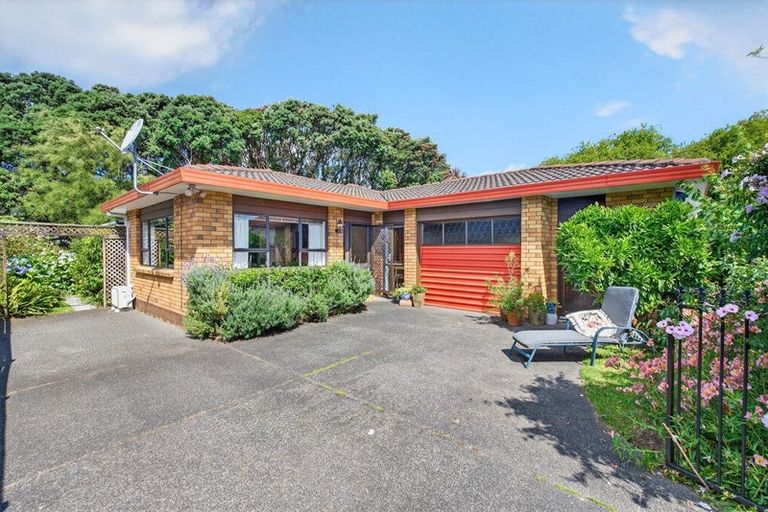 Photo of property in 175a Centreway Road, Orewa, 0931