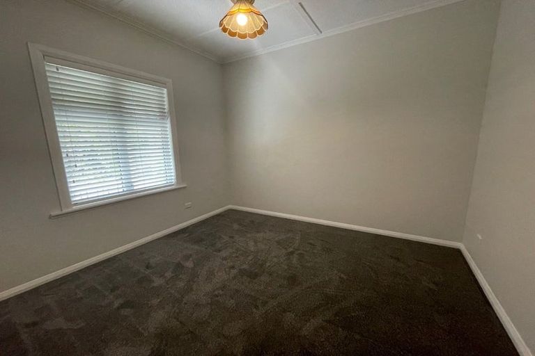 Photo of property in 25 Portia Street, Stratford, 4332