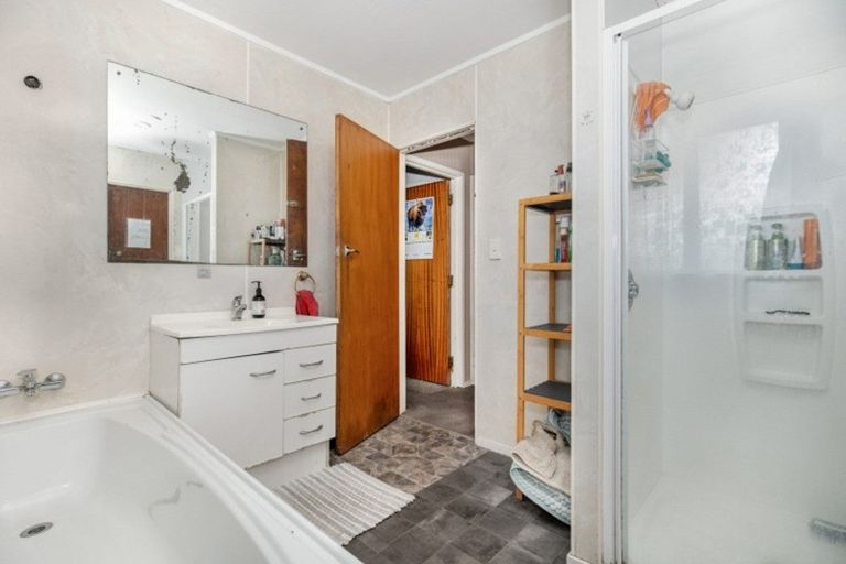 Photo of property in 40 Inverell Avenue, Wiri, Auckland, 2104