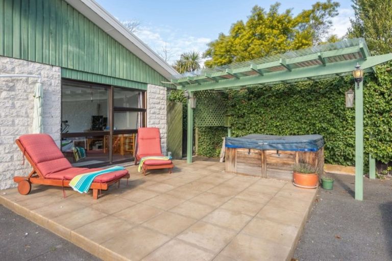 Photo of property in 47b Inwoods Road, Parklands, Christchurch, 8083