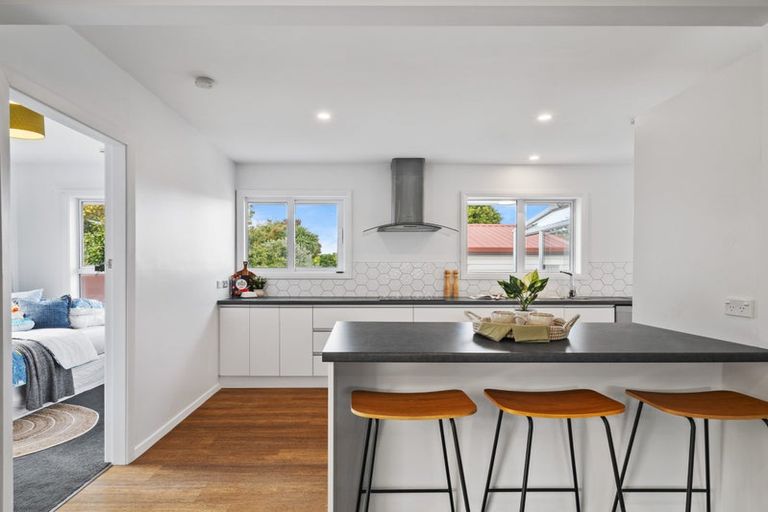 Photo of property in 408 Main North Road, Redwood, Christchurch, 8051