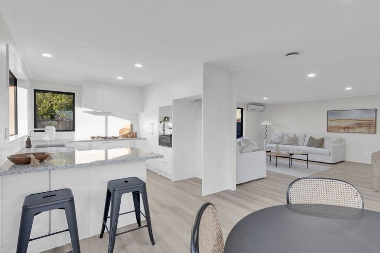 Photo of property in 5 Chancery Close, Hamilton East, Hamilton, 3216