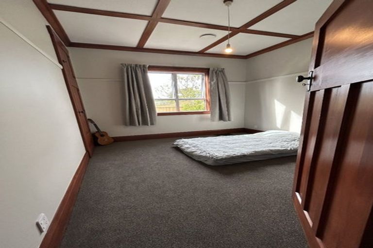 Photo of property in 10 Cambridge Terrace, Masterton, 5810