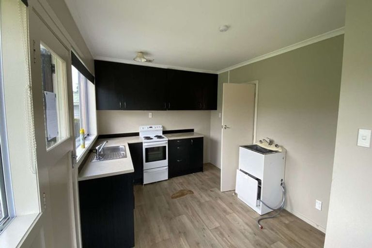 Photo of property in 5a Rosebank Avenue, Avalon, Lower Hutt, 5011