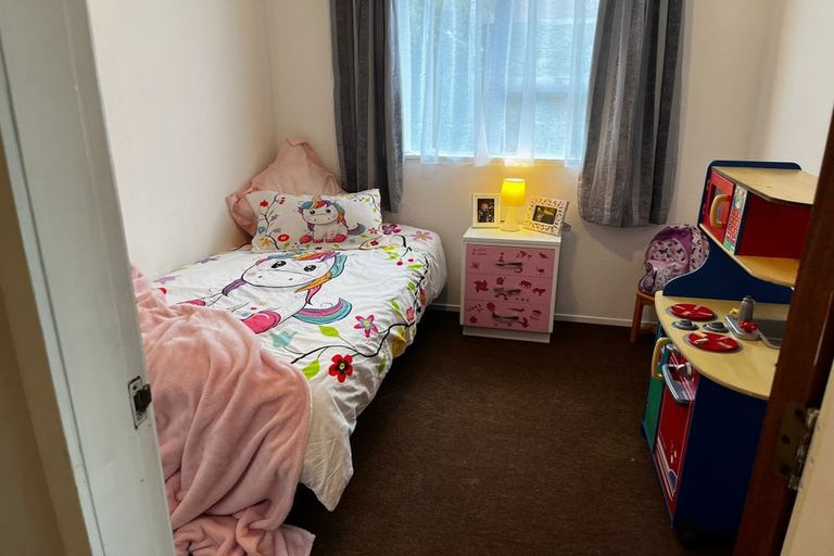Photo of property in 3 Adkin Avenue, Levin, 5510