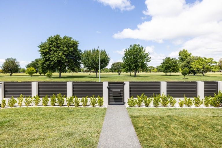 Photo of property in 114 Freyberg Avenue, Tamatea, Napier, 4112