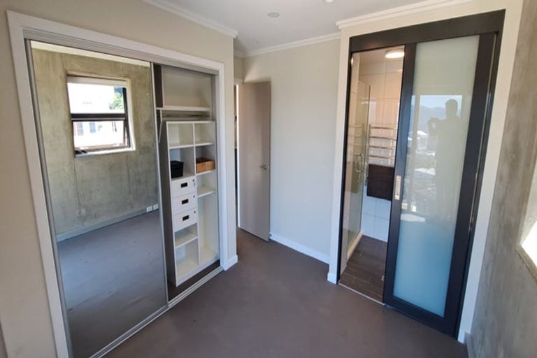 Photo of property in Frame Apartments, 904/111u Molesworth Street, Thorndon, Wellington, 6011