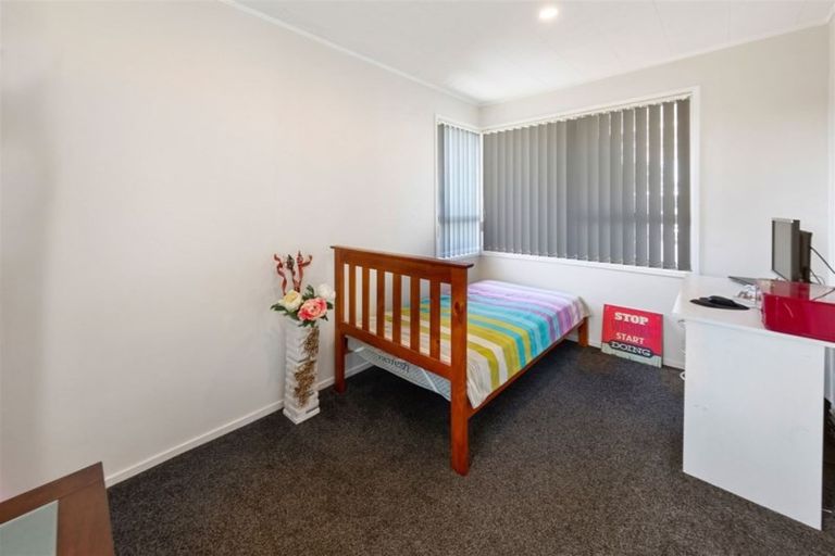 Photo of property in 8 Daphne Road, Papatoetoe, Auckland, 2025