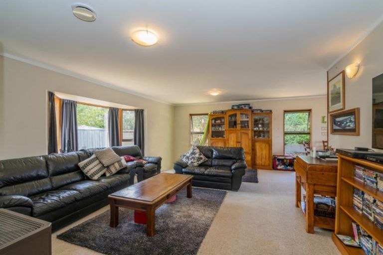 Photo of property in 40 Moewai Park Road, Whitianga, 3510