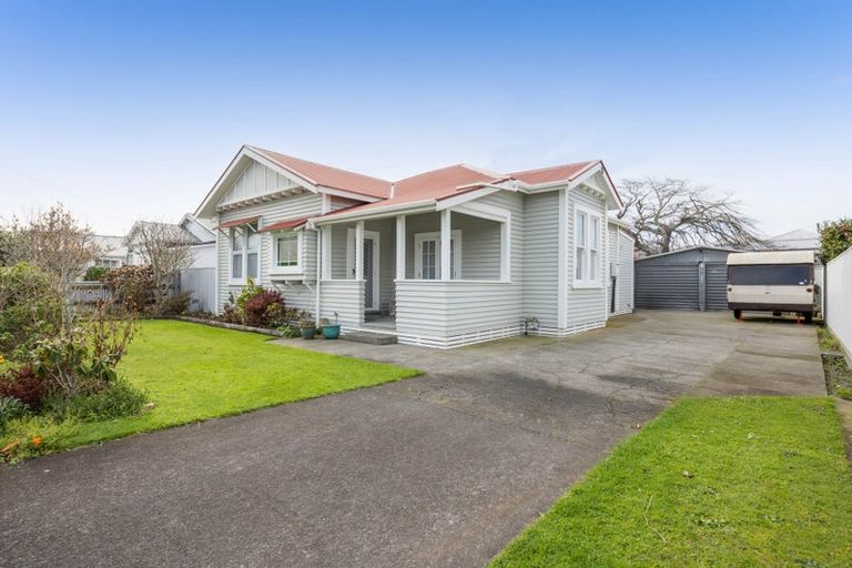 Photo of property in 4 Argyle Street, Hawera, 4610
