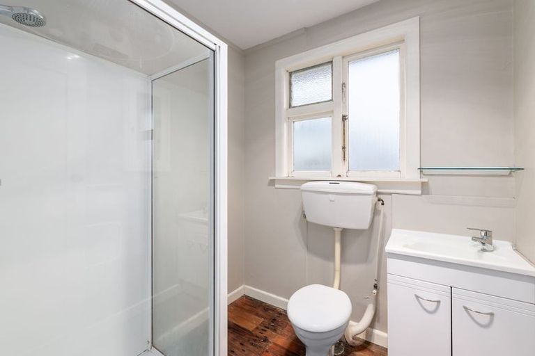 Photo of property in 2/27 Devonport Lane, St Albans, Christchurch, 8014