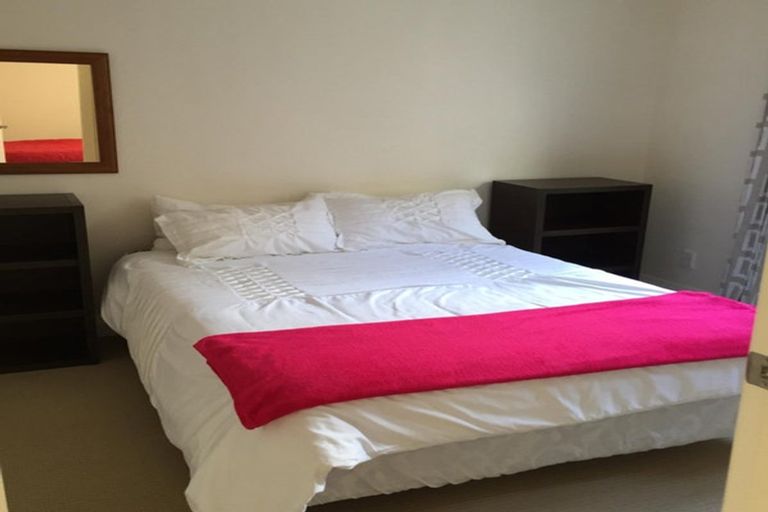 Photo of property in 2b Wilkinson Street, Oriental Bay, Wellington, 6011