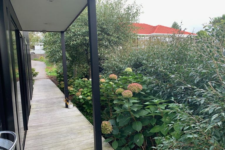 Photo of property in 2/28 Bayly Road, Moturoa, New Plymouth, 4310